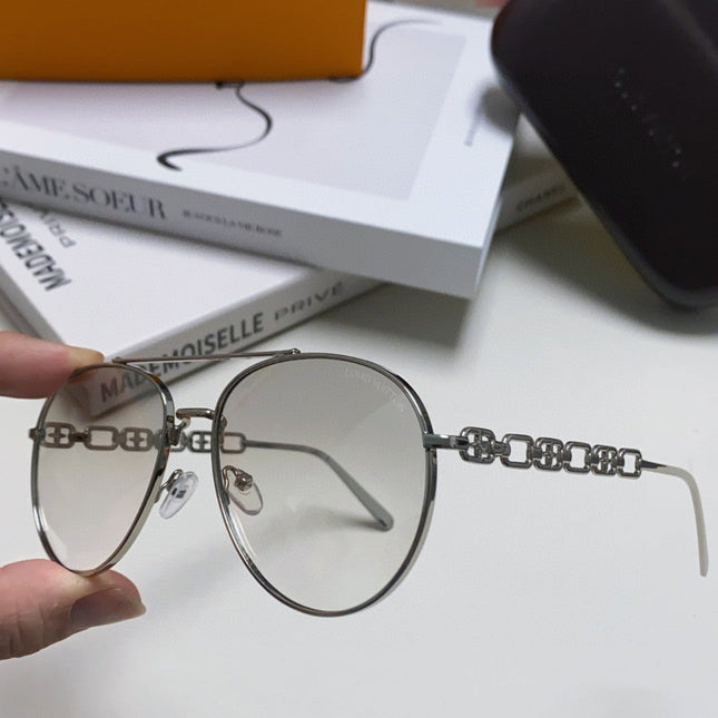 CHAIN PILOT SUNGLASS 581379 IN SILVER METAL LIGHT GREY SMOKE LENSES