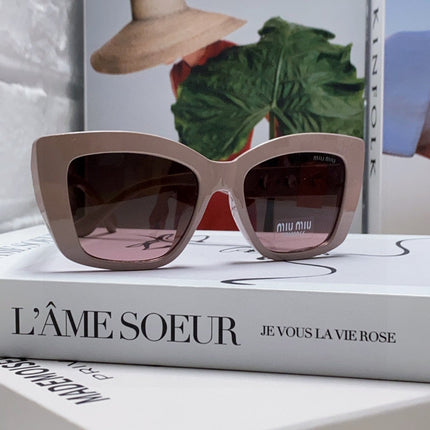 LOGO CAT EYE SUNGLASSES 513003 IN NUDE ACETATE