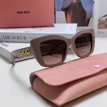 LOGO CAT EYE SUNGLASSES 513003 IN NUDE ACETATE