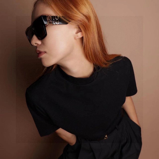 RUNWAY SQUARE SUNGLASSES 513010 IN BLACK ACETATE