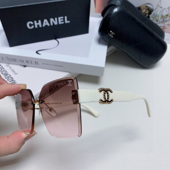 SQUARE SUNGLASSES 632891 IN WHITE ACETATE BROWN LENSES