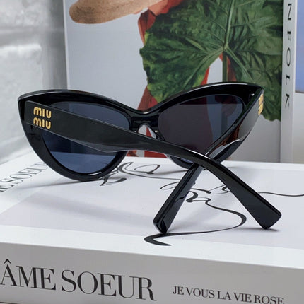 GLIMPSE CAT EYE SUNGLASSES 555886 IN BLACK ACETATE