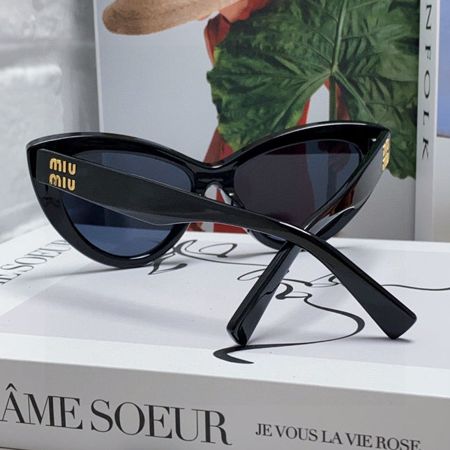 GLIMPSE CAT EYE SUNGLASSES 555886 IN BLACK ACETATE