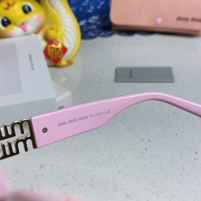 GLIMPSE SUNGLASSES 558345 IN PINK ACETATE GOLD EMBOSSED LOGO