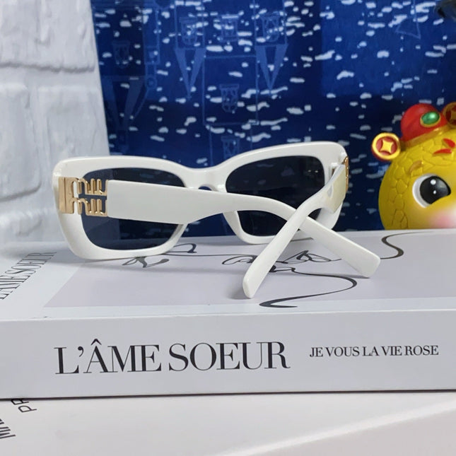 GLIMPSE SUNGLASSES 558346 IN WHITE ACETATE GOLD EMBOSSED LOGO
