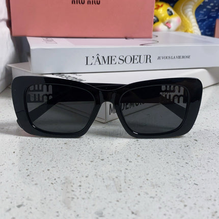 GLIMPSE SUNGLASSES 558348 IN BLACK ACETATE GOLD EMBOSSED LOGO