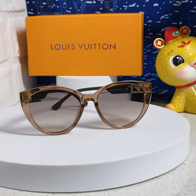 CAT EYE SUNGLASSES 567468 IN BROWN CLEAR ACETATE