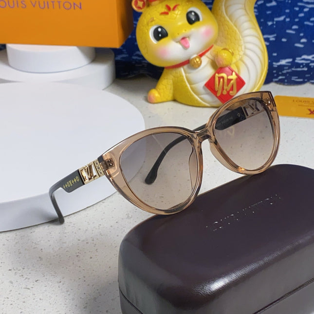 CAT EYE SUNGLASSES 567468 IN BROWN CLEAR ACETATE