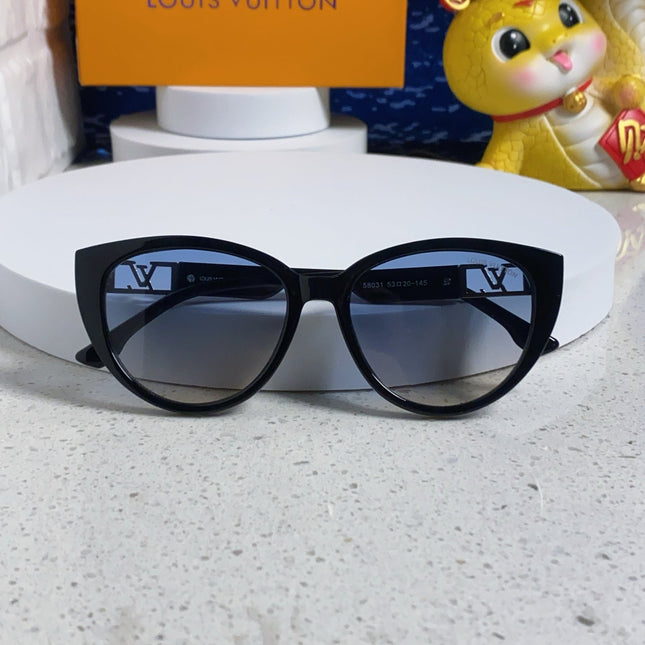 CAT EYE SUNGLASSES 567470 IN BLACK ACETATE GREY SMOKE LENS