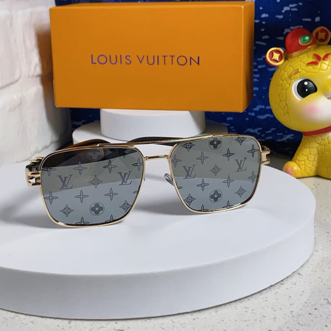SIGNATURE SQUARE SUNGLASSES 567473 IN GOLD METAL MONOGRAM ON LENSES