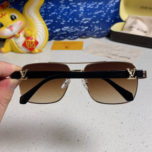 SIGNATURE SQUARE SUNGLASSES 567475 IN GOLD METAL BROWN SMOKE LENSES