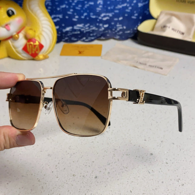 SIGNATURE SQUARE SUNGLASSES 567475 IN GOLD METAL BROWN SMOKE LENSES