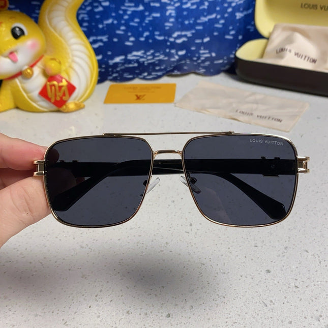 SIGNATURE SQUARE SUNGLASSES 567476 IN GOLD METAL BLACK LENSES