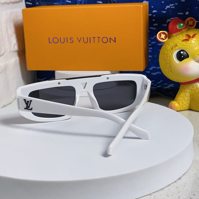 CLASH PILOT SUNGLASSES 567478 IN WHITE ACTETE BLACK METAL