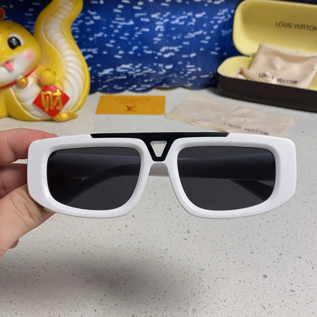 CLASH PILOT SUNGLASSES 567478 IN WHITE ACTETE BLACK METAL