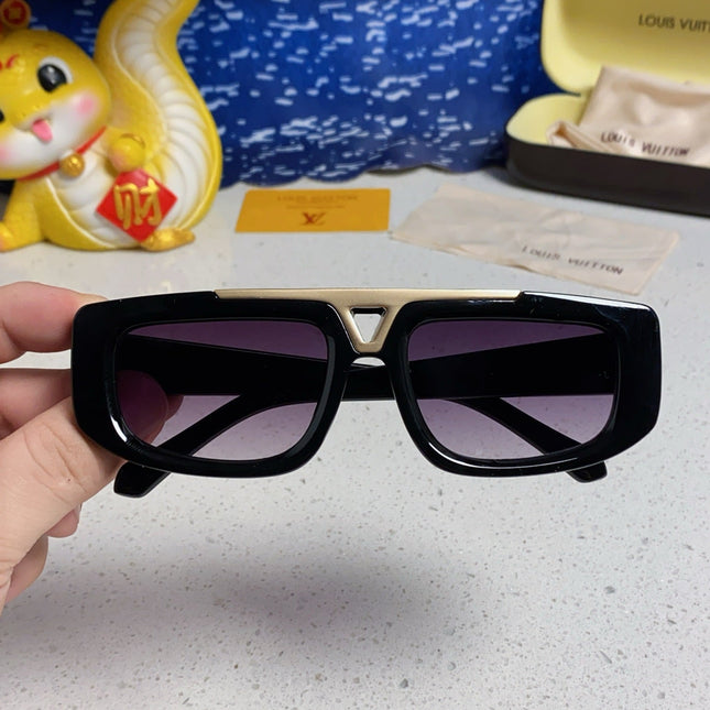 CLASH PILOT SUNGLASSES 567480 IN BLACK ACTETE GOLD METAL