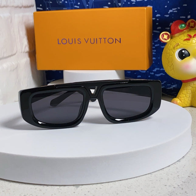 CLASH PILOT SUNGLASSES 567481 IN BLACK ACTETE