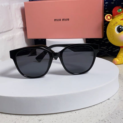 RUNWAY SUNGLASSES 567505 IN BLACK ACETATE BLACK LENSES