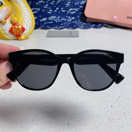 RUNWAY SUNGLASSES 567505 IN BLACK ACETATE BLACK LENSES