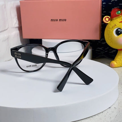 RUNWAY SUNGLASSES 567507 IN BLACK ACETATE SILVER LOGO
