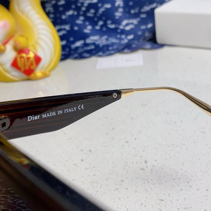 MONTAIGNE SUNGLASS CLUB M7U IN BROWN ACETATE