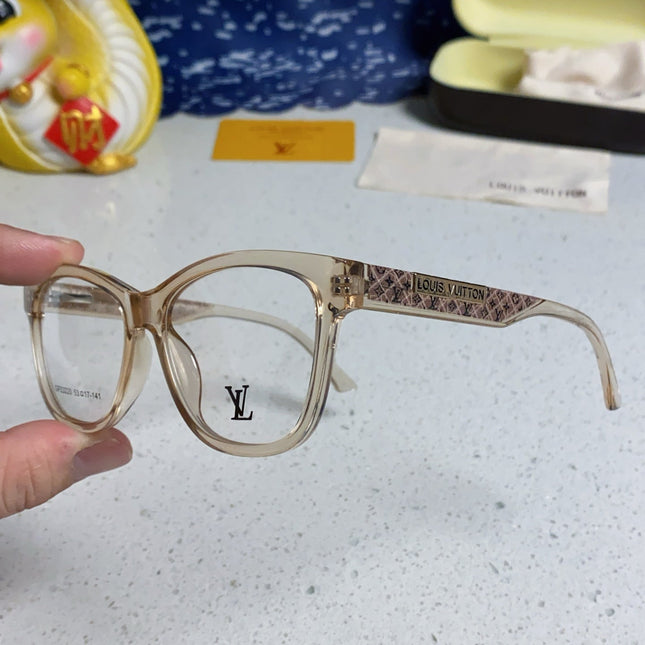 CAT EYE SUNGLASSES 570277 IN LIGHT BROWN CLEAR ACETATE EMBOSSED LOGO