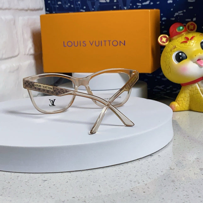 CAT EYE SUNGLASSES 570277 IN LIGHT BROWN CLEAR ACETATE EMBOSSED LOGO