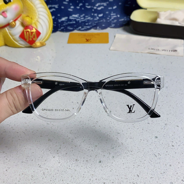 CAT EYE SUNGLASSES 570278 IN CLEAR ACETATE EMBOSSED LOGO