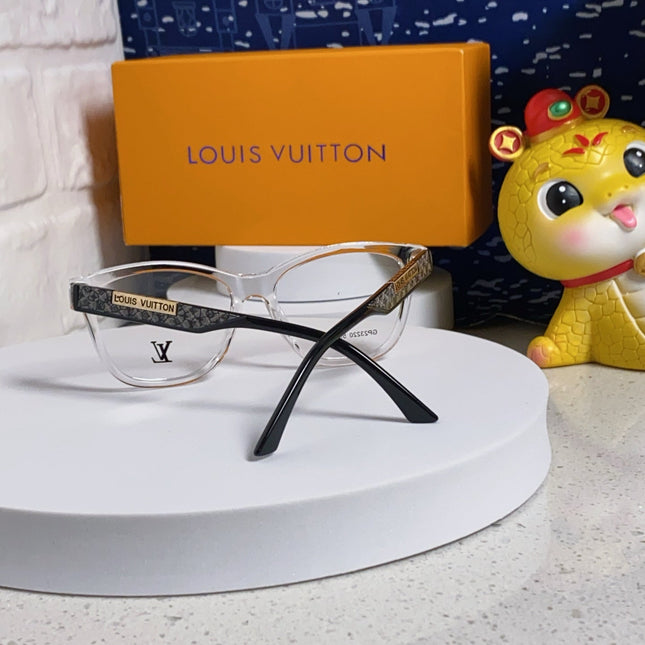 CAT EYE SUNGLASSES 570278 IN CLEAR ACETATE EMBOSSED LOGO