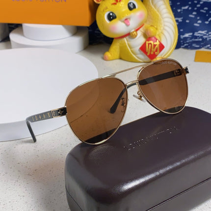 PILOT SUNGLASSES 571634 IN GOLD METAL BROWN LENSES MONOGRAM LOGO
