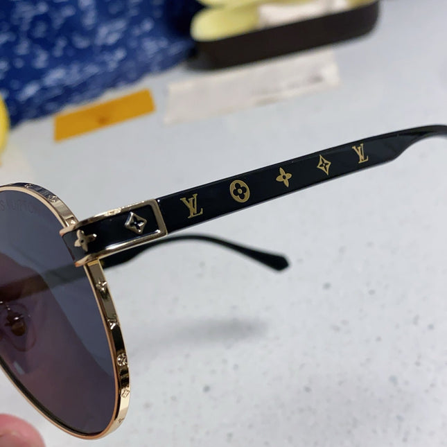PILOT SUNGLASSES 571635 IN GOLD METAL BLACK LENSES MONOGRAM LOGO