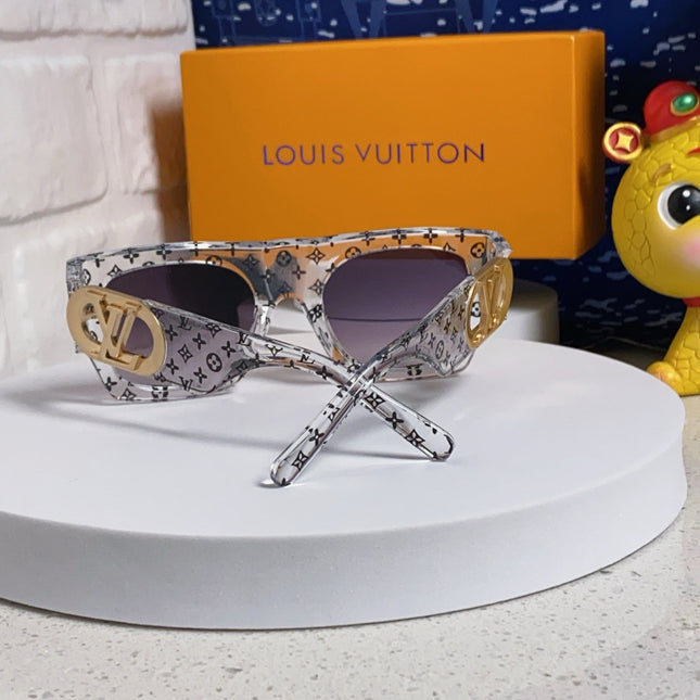 LINK SQUARE SUNGLASSES 570271 IN CLEAR ACETATE MONOGRAM LOGO ON FRAME