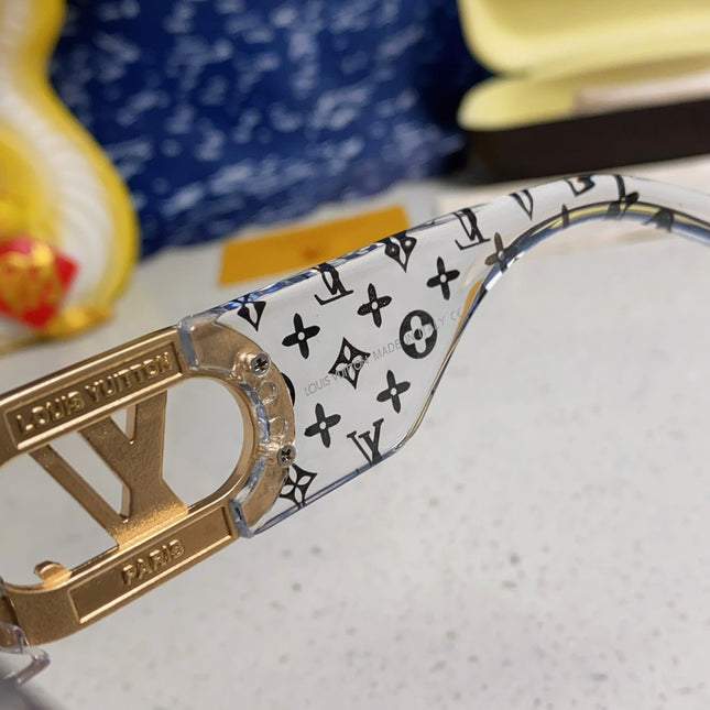 LINK SQUARE SUNGLASSES 570271 IN CLEAR ACETATE MONOGRAM LOGO ON FRAME