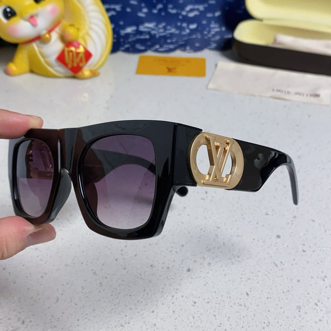 LINK SQUARE SUNGLASSES 570273 IN BLACK ACETATE GREY SMOKE LENS