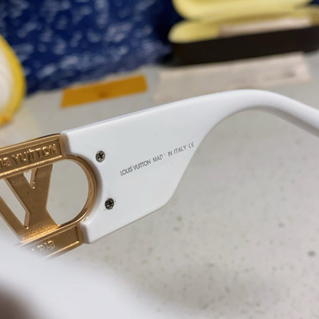 LINK SQUARE SUNGLASSES 570274 IN WHITE ACETATE GOLD LOGO