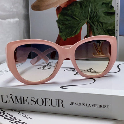 ICON CAT EYE SUNGLASSES 570247 IN PINK CLEAR ACETATE