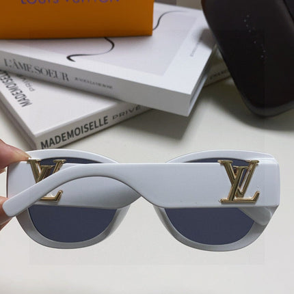 ICON CAT EYE SUNGLASSES 570248 IN WHITE ACETATE