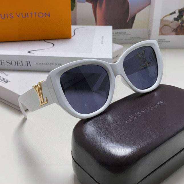 ICON CAT EYE SUNGLASSES 570248 IN WHITE ACETATE