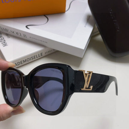 ICON CAT EYE SUNGLASSES 570249 IN BLACK ACETATE
