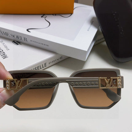 CLASH SQUARE SUNGLASSES 570250 IN GREY ACETATE