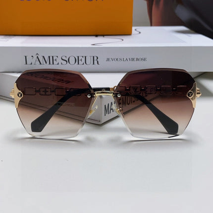 CHAIN SQUARE SUNGLASSES 570260 IN GOLD METAL BROWN SMOKE LENS