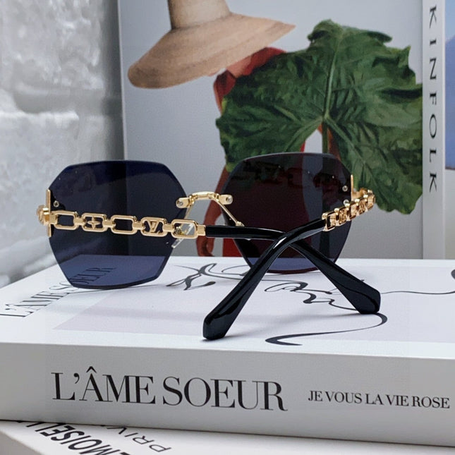 CHAIN SQUARE SUNGLASSES 570261 IN GOLD METAL BLACK LENS