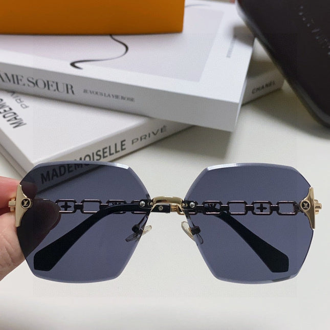 CHAIN SQUARE SUNGLASSES 570261 IN GOLD METAL BLACK LENS