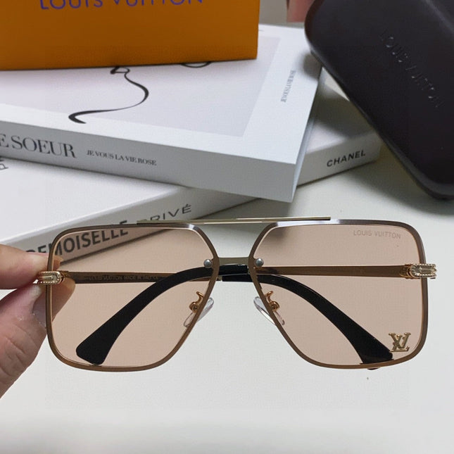 SQUARE SUNGLASSES 570262 IN GOLD METAL LIGHT BROWN LENS