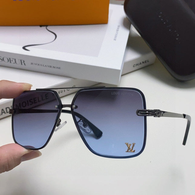 SQUARE SUNGLASSES 570263 IN BLACK METAL GREY SMOKE LENS