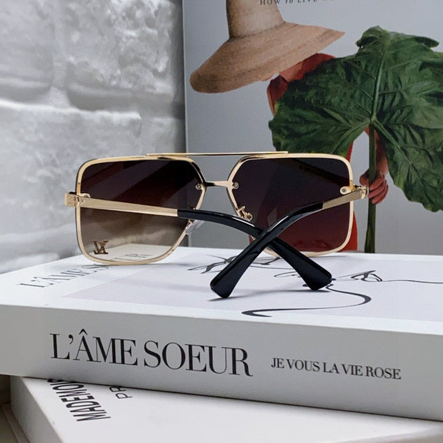 SQUARE SUNGLASSES 570264 IN GOLD METAL BROWN SMOKE LENS