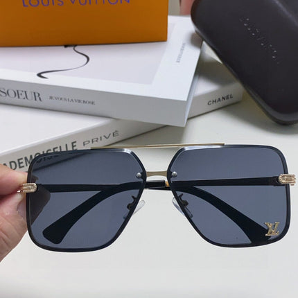 SQUARE SUNGLASSES 570265 IN GOLD METAL LOGO ON LENS