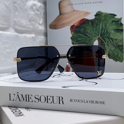 SQUARE SUNGLASSES 570265 IN GOLD METAL LOGO ON LENS