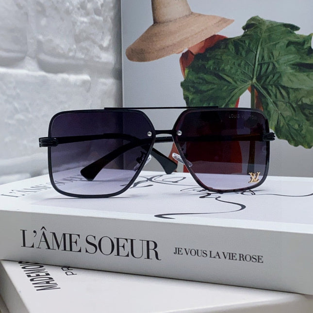 SQUARE SUNGLASSES 570266 IN BLACK METAL LOGO ON LENS