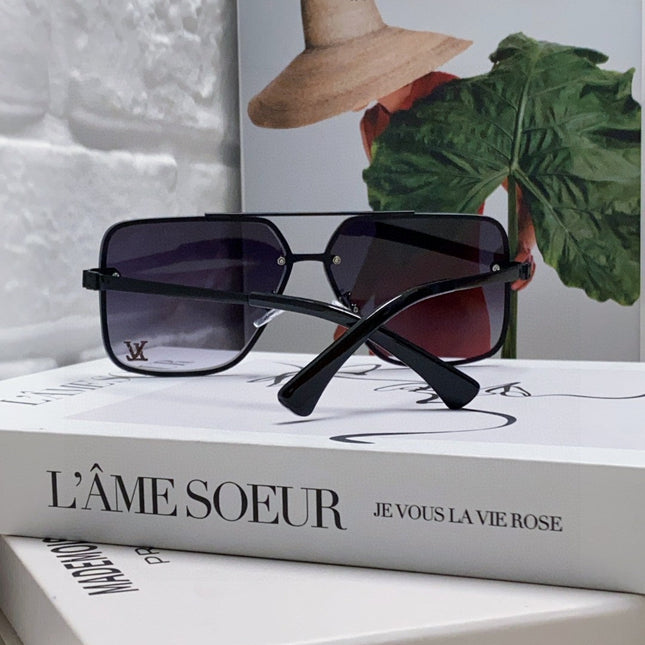 SQUARE SUNGLASSES 570266 IN BLACK METAL LOGO ON LENS